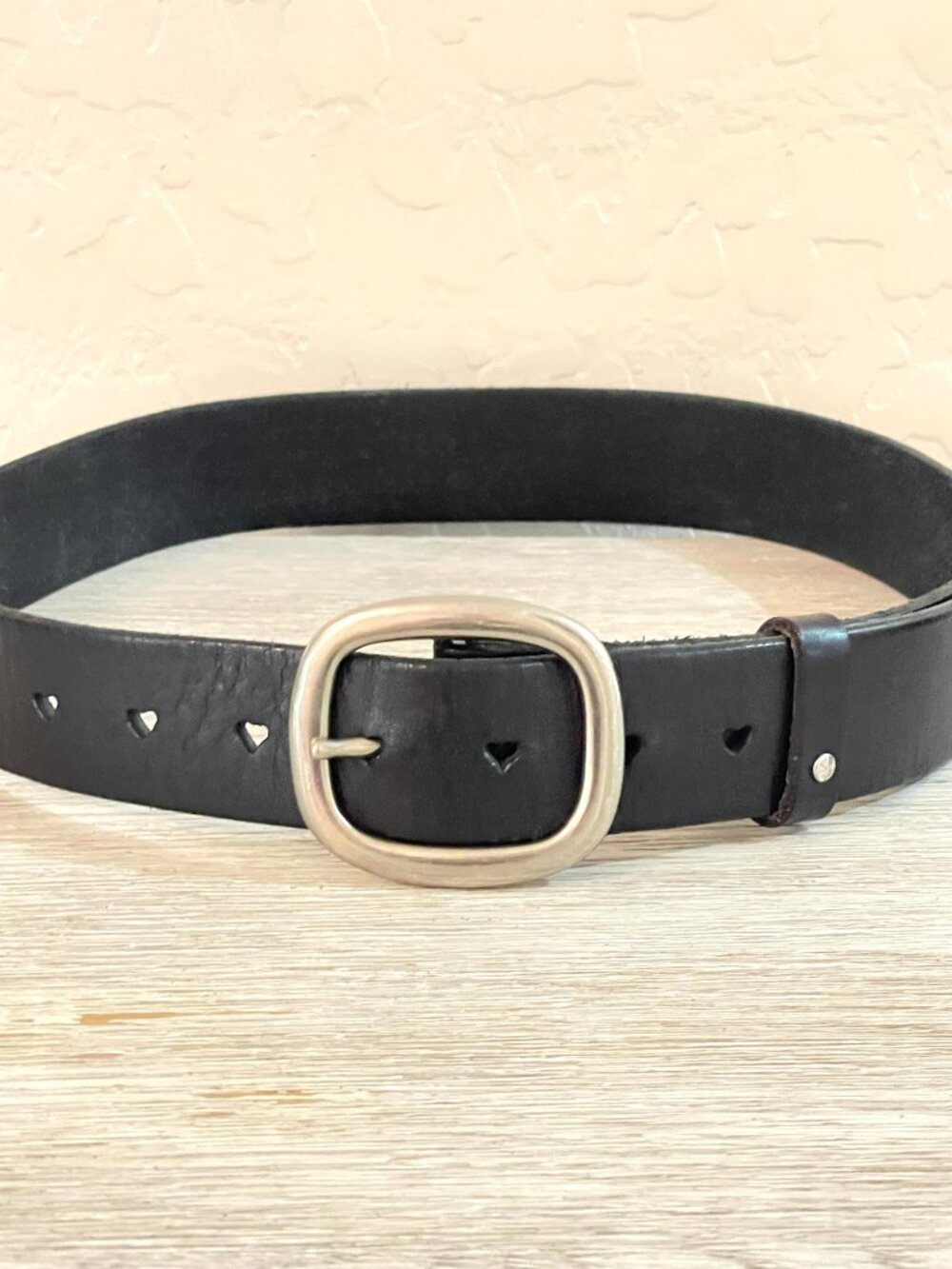 American Eagle Belt Leather Hearts Black Silver Buckle Small
